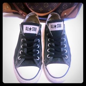 Black converse all star 7